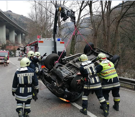 Schwerer Verkehrsunfall bei Atzwang