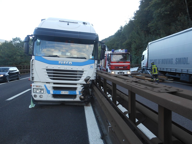 Lkw-Unfall auf der Brennerautobahn