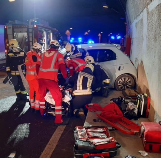 Schwerer Verkehrsunfall kurz nach Atzwang