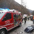 Verkehrsunfall mit eingeklemmter Person